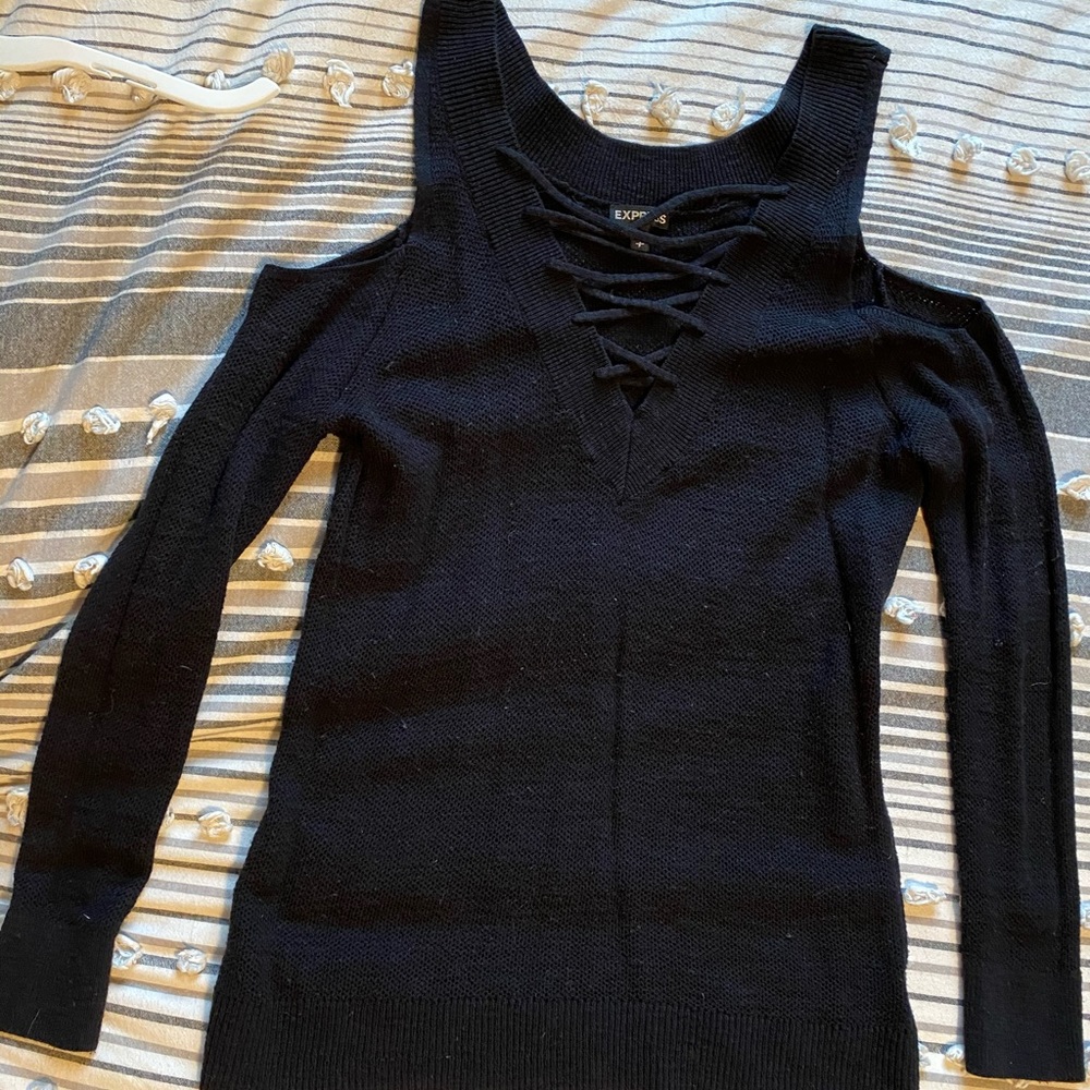 Express sweater with should cutouts